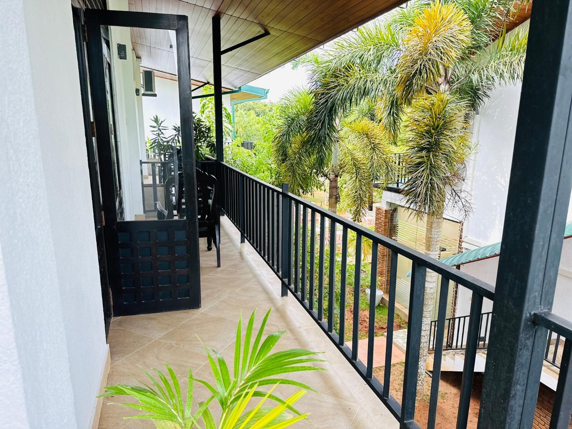 Gamodh Citadel Resort Anuradhapura Eksteriør bilde